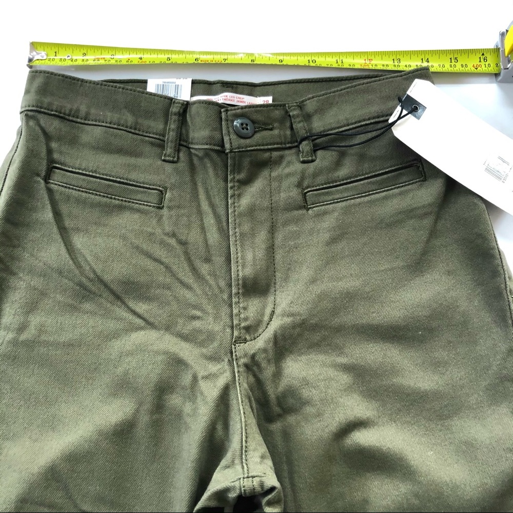 Levi’s Ribcage Wide Leg Crop - Picture 15 of 15